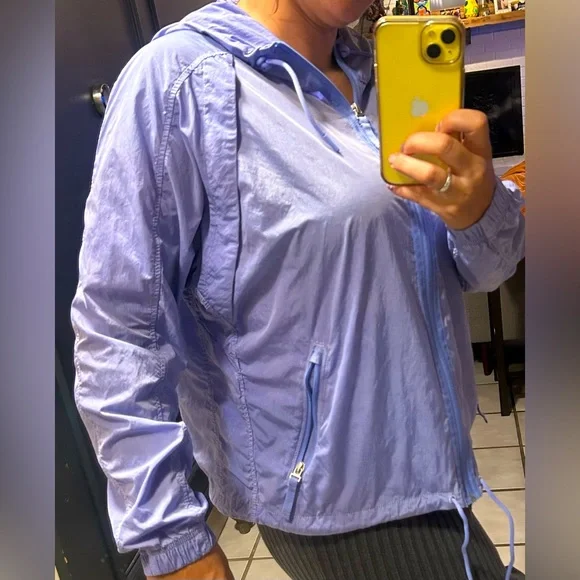 Athleta Women’s Jacket M size.. Purple - Picture 4 of 4